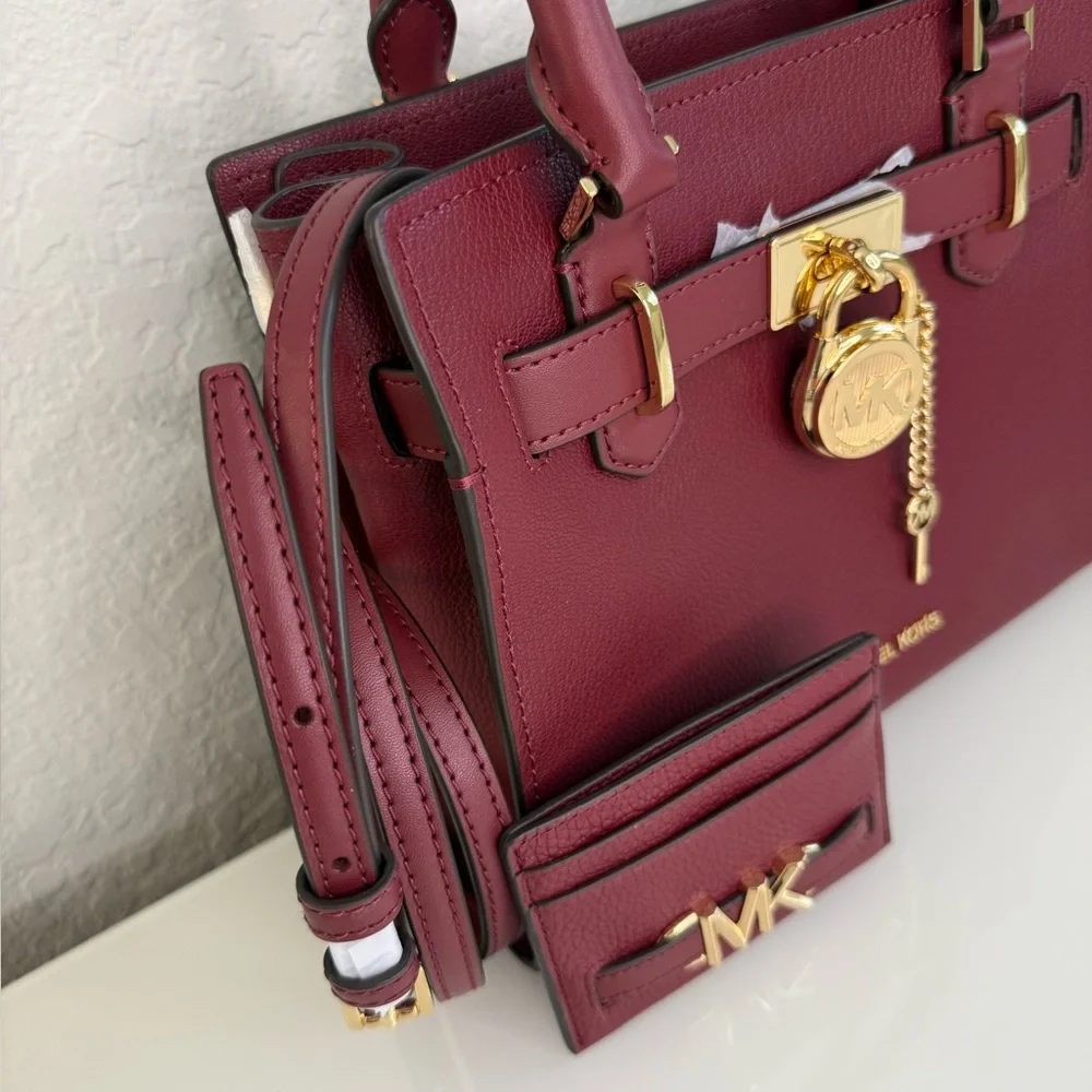 Michael Kors Small Hamilton & matching Card Case Dark Cherry
NWT - Picture 4 of 9